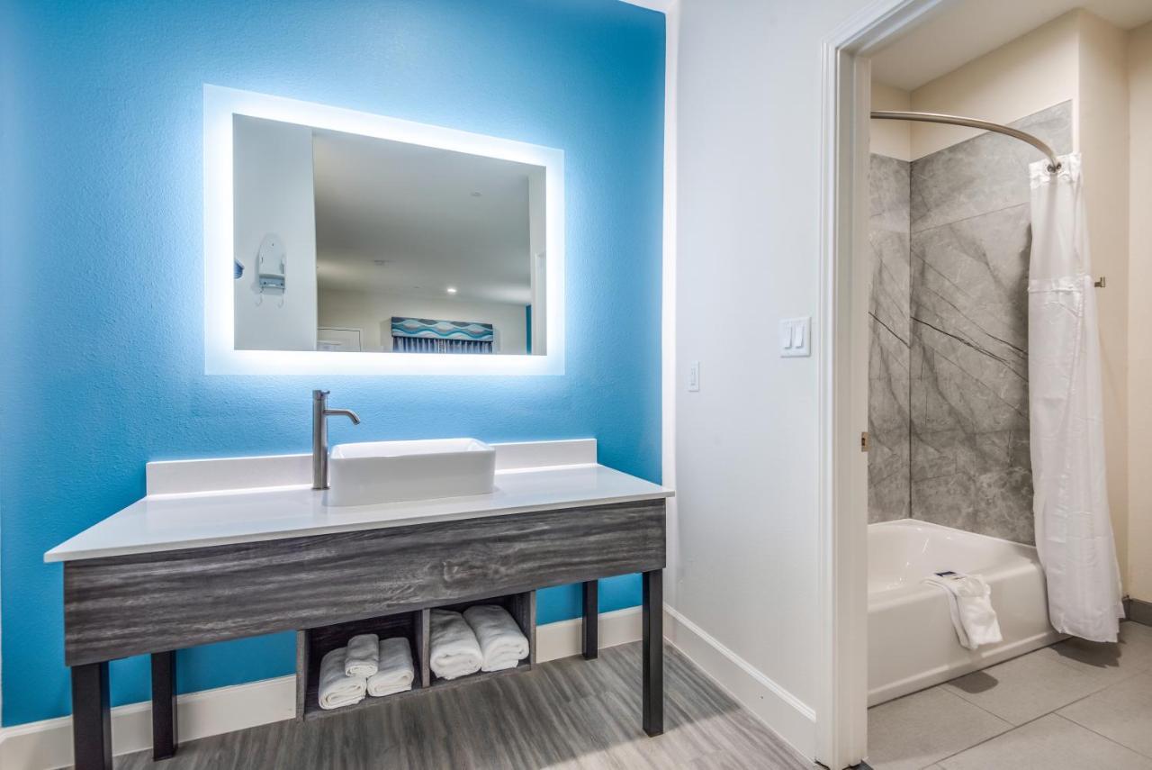 Americas Best Value Inn & Suites Houston At Hwy 6 Dış mekan fotoğraf